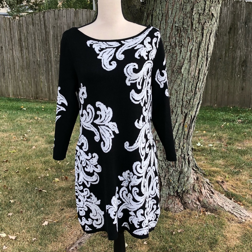 White House Black Market Sweater Dress Sz L